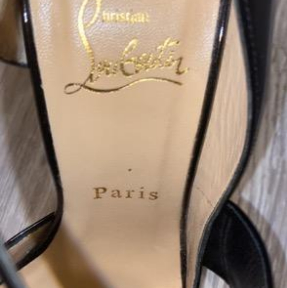 Authentic Christian Louboutin patent leather shoes - Picture 3 of 10